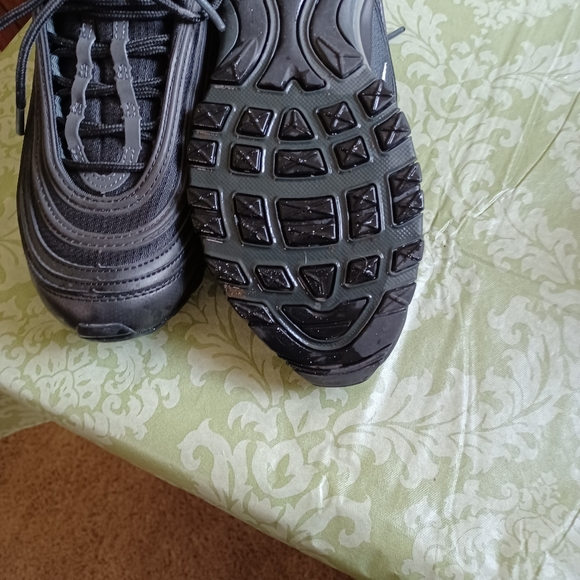 Nike Air Max - Picture 3 of 4